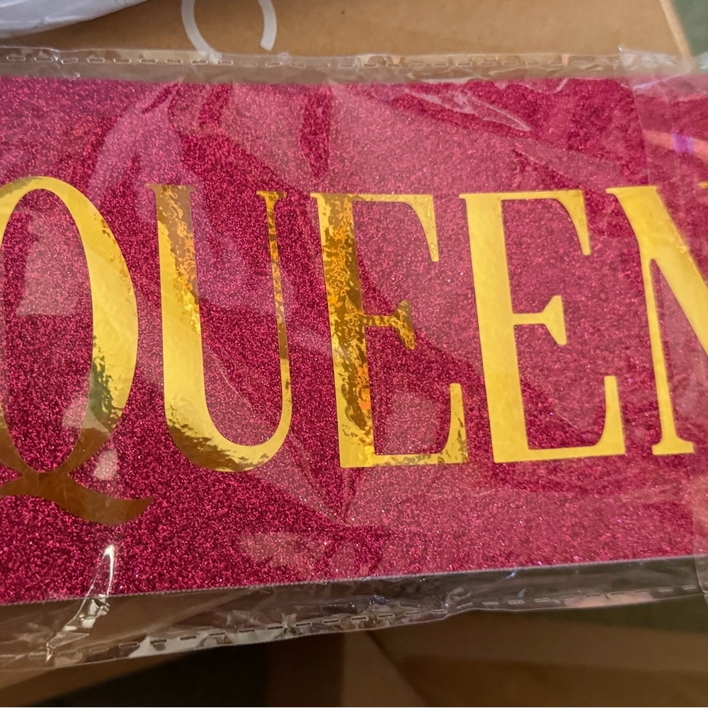 QUEEN Pink Glitter Sash with Gold Lettering